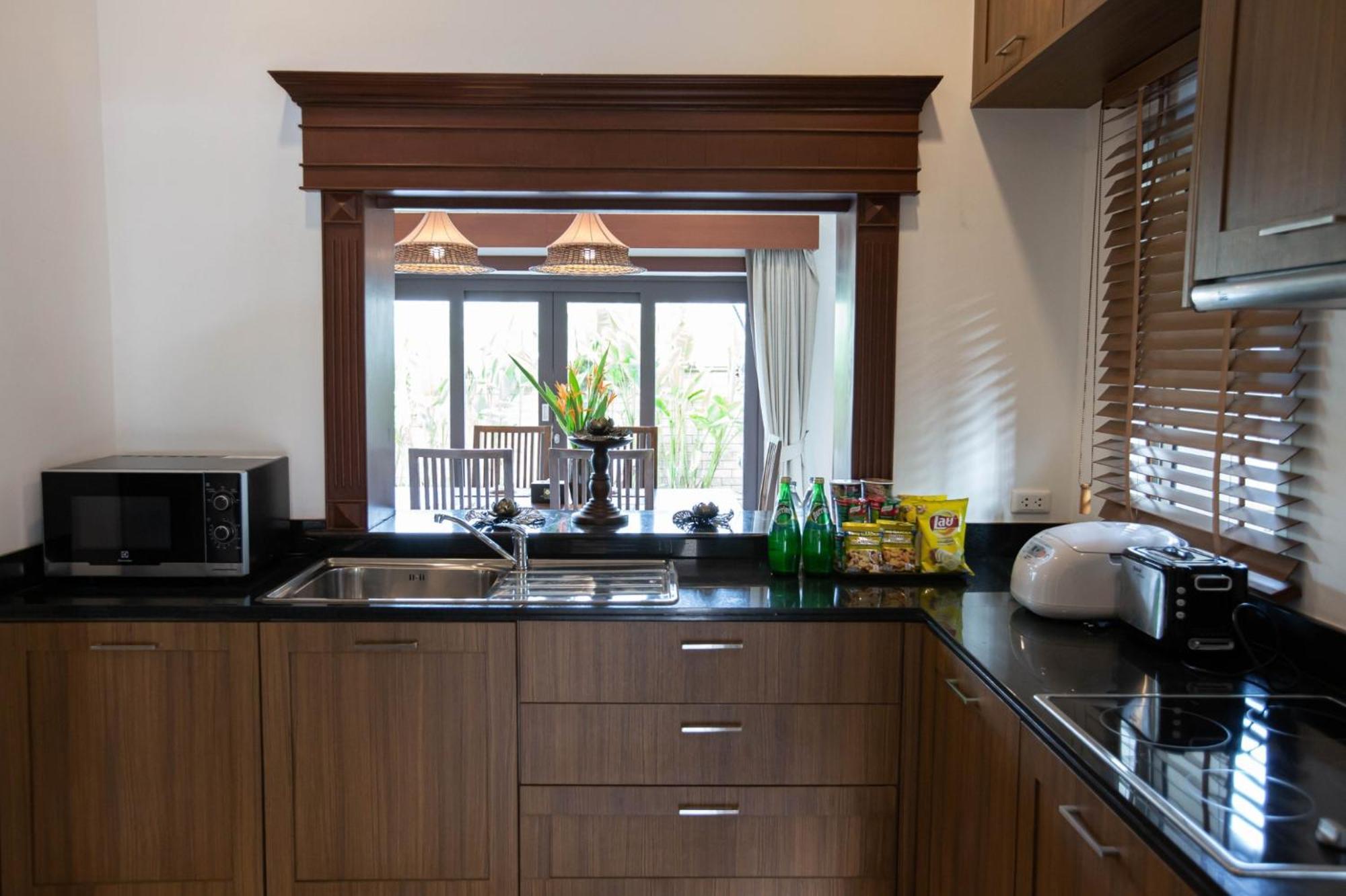 Ozone Villa Phuket Pa Khlok Eksteriør billede